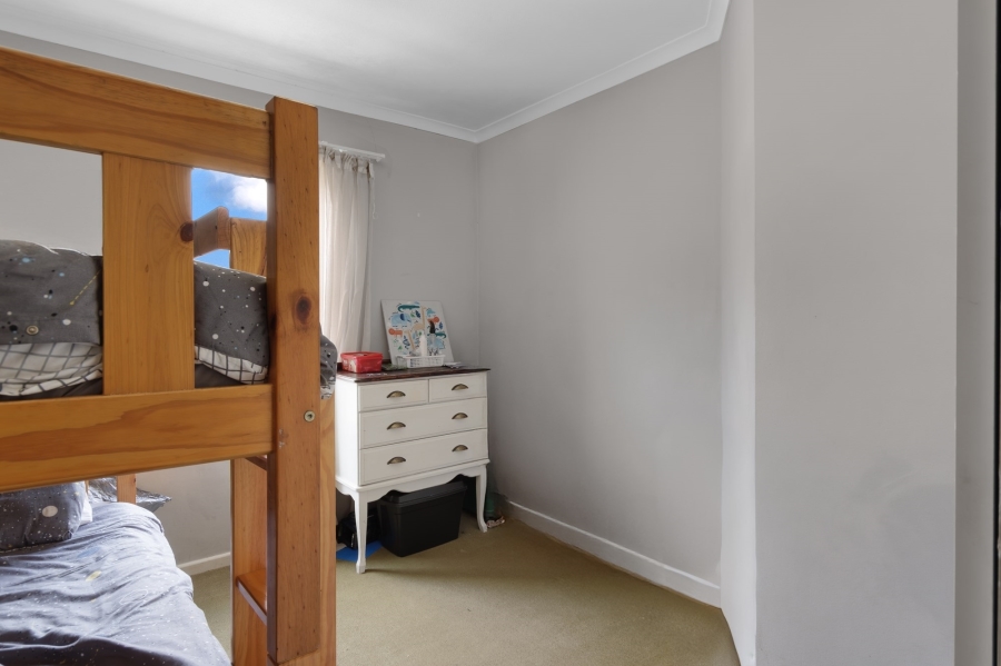 2 Bedroom Property for Sale in Whispering Pines Western Cape